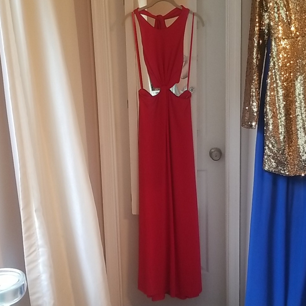 Coral BCBG Maxazria